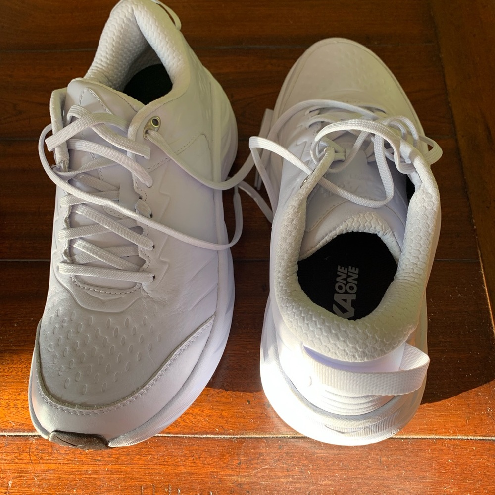 HOKA one one Bondi shoe BRAND NEW NEVER WORN